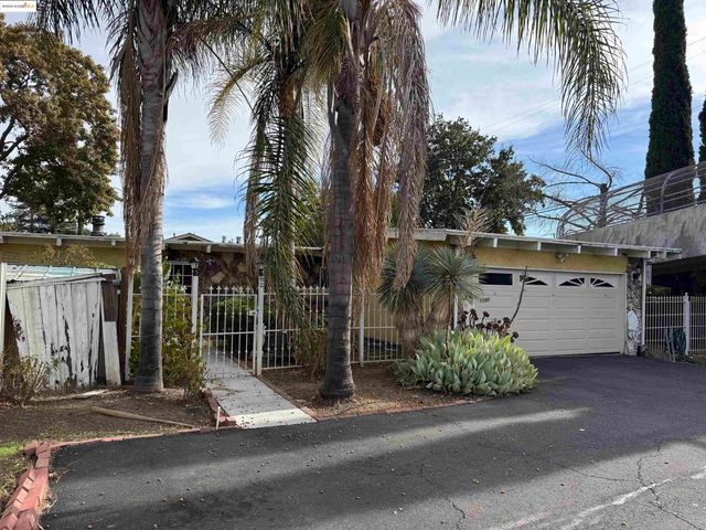 1735 David Ave, Concord, CA 94518