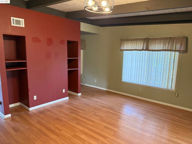 1735 David Ave, Concord, CA 94518