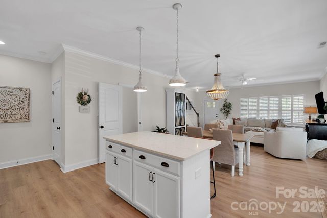 7526 Fairway Villa Circle, Denver, NC 28037