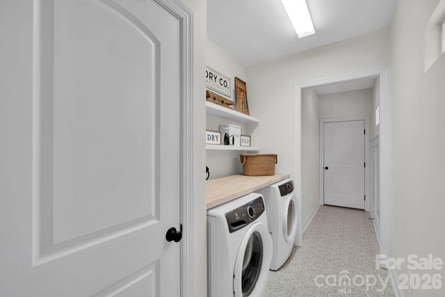 7526 Fairway Villa Circle, Denver, NC 28037