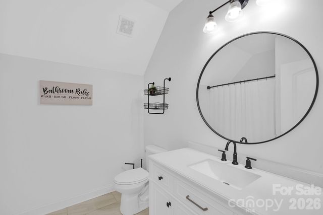 7526 Fairway Villa Circle, Denver, NC 28037