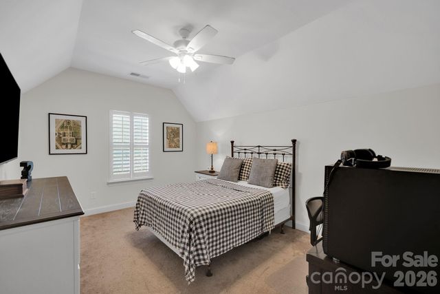 7526 Fairway Villa Circle, Denver, NC 28037