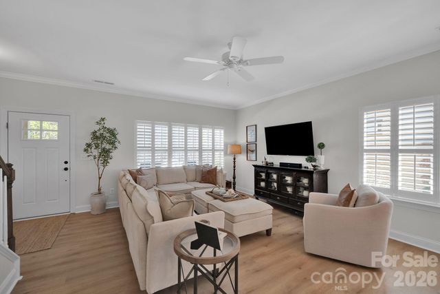 7526 Fairway Villa Circle, Denver, NC 28037