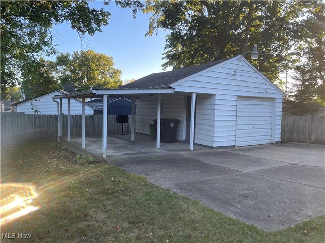 774 Archwood Avenue, Akron, OH 44306