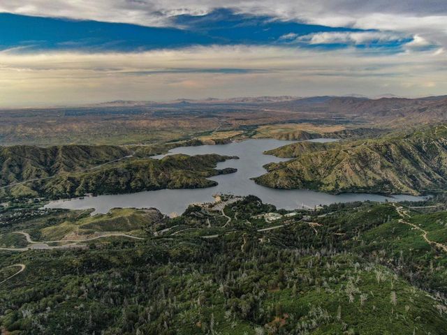 194 Cedar Lake Drive, Cedarpines Park, CA 92322