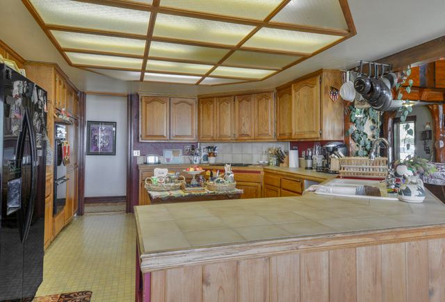 194 Cedar Lake Drive, Cedarpines Park, CA 92322