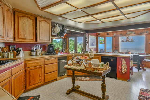194 Cedar Lake Drive, Cedarpines Park, CA 92322