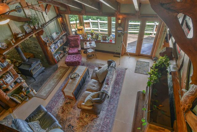 194 Cedar Lake Drive, Cedarpines Park, CA 92322