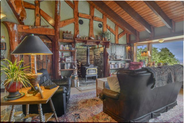 194 Cedar Lake Drive, Cedarpines Park, CA 92322