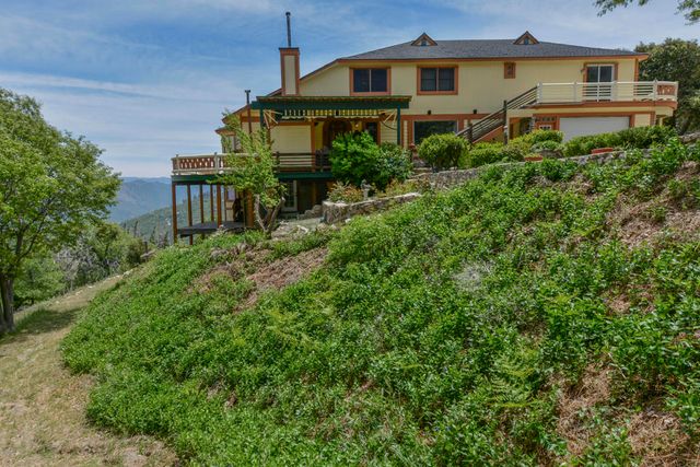 194 Cedar Lake Drive, Cedarpines Park, CA 92322