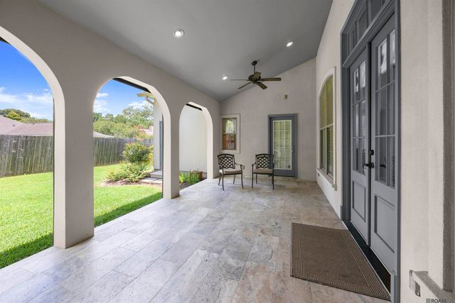 16157 Woodland Trail Ave, Saint George, LA 70817