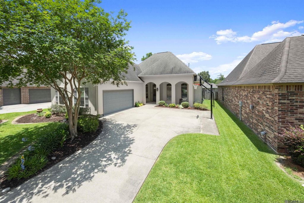 16157 Woodland Trail Ave, Saint George, LA 70817