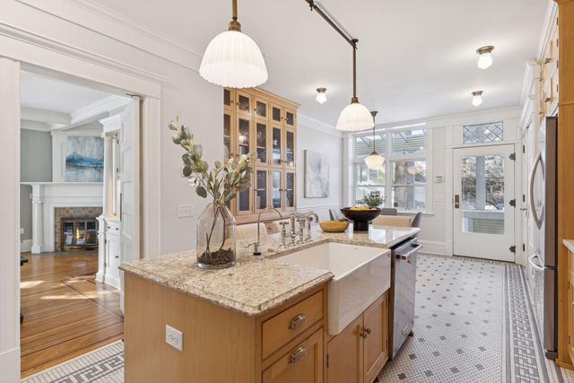 4128 Sheridan Avenue S, Minneapolis, MN 55410