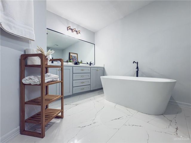 801 Ray Street, Donna, TX 78537