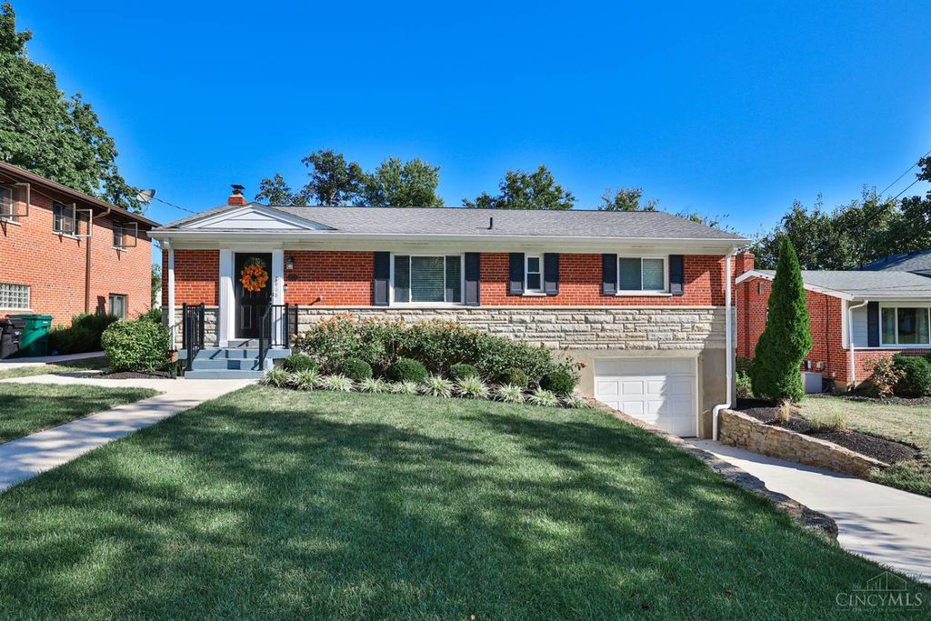 2868 Pineridge Avenue, Cincinnati, OH 45208