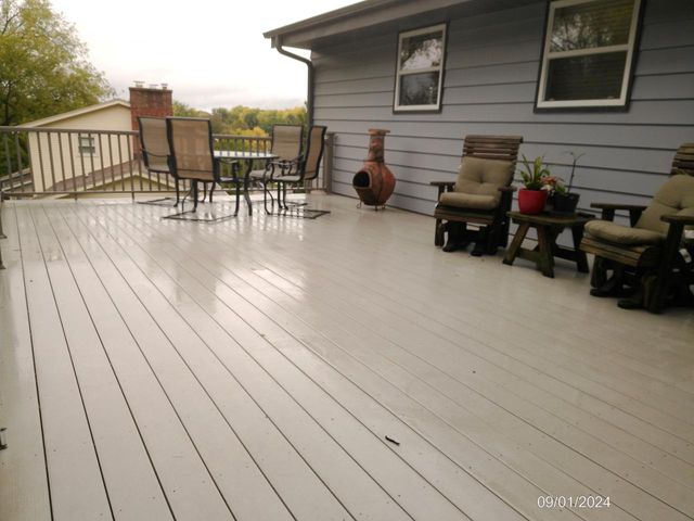 2116 Harris Highland DRIVE, Waukesha, WI 53188