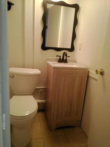 2116 Harris Highland DRIVE, Waukesha, WI 53188