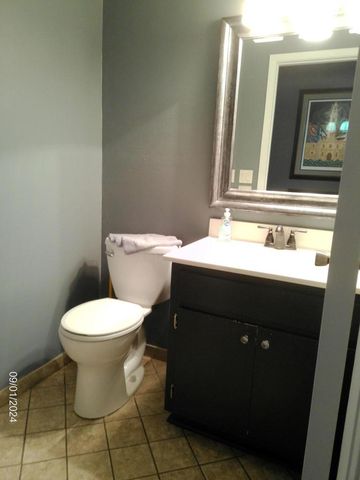 2116 Harris Highland DRIVE, Waukesha, WI 53188