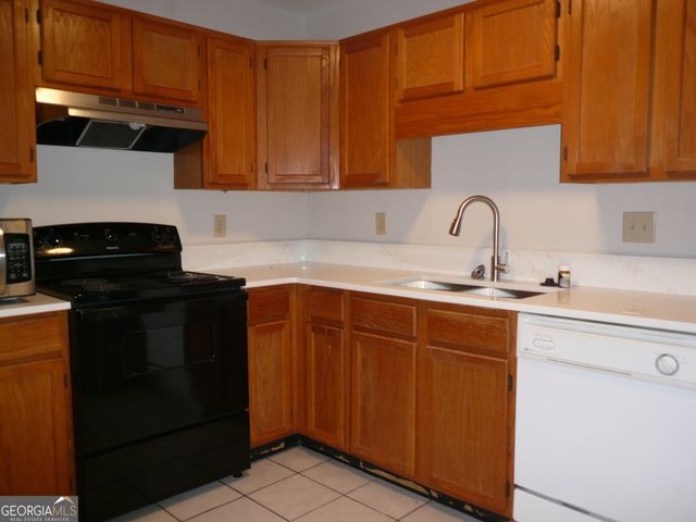 685 NE Coventry Township Lane NE 1, Marietta, GA 30062