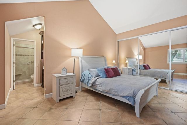 3201 Swallows Nest Dr, Sacramento, CA 95833