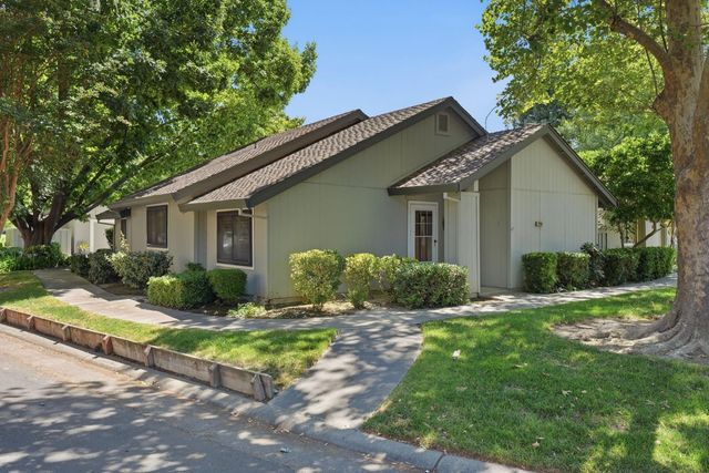 3201 Swallows Nest Dr, Sacramento, CA 95833