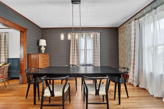 12 6th Avenue SE, Rochester, MN 55904