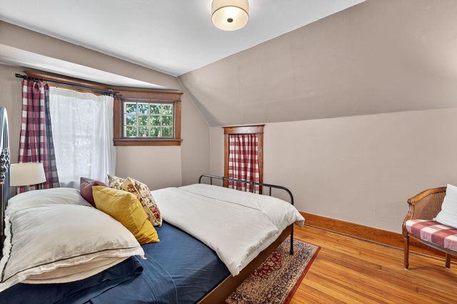 12 6th Avenue SE, Rochester, MN 55904