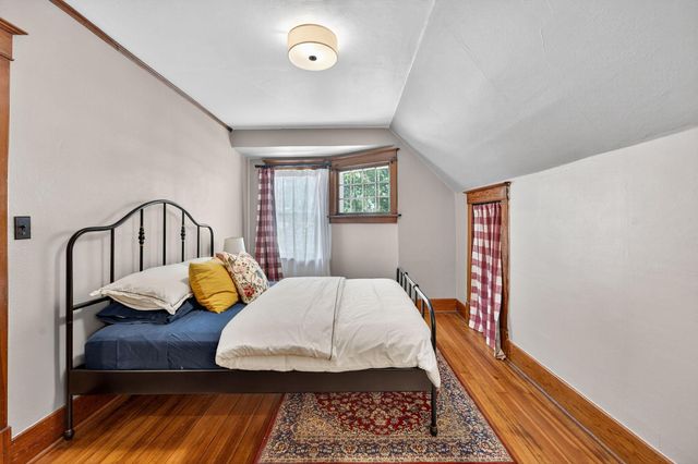 12 6th Avenue SE, Rochester, MN 55904