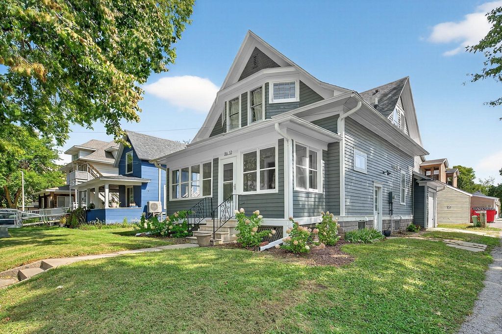 12 6th Avenue SE, Rochester, MN 55904