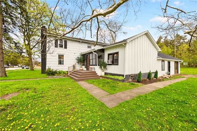 1936 Penfield Road, Penfield, NY 14526
