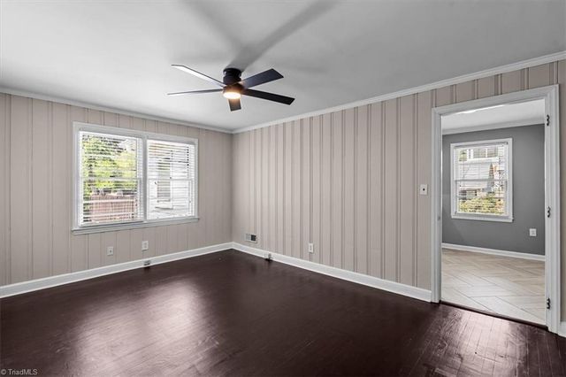 110 Mayflower Drive, Greensboro, NC 27403
