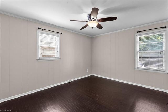 110 Mayflower Drive, Greensboro, NC 27403