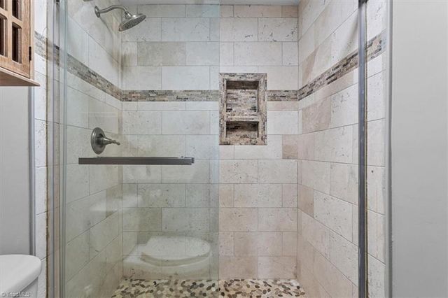 110 Mayflower Drive, Greensboro, NC 27403