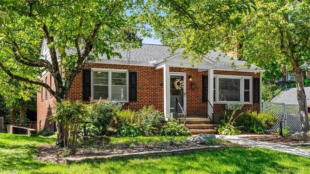 110 Mayflower Drive, Greensboro, NC 27403