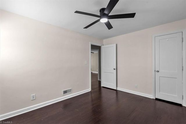 110 Mayflower Drive, Greensboro, NC 27403