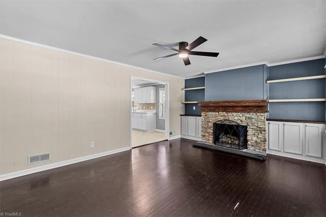 110 Mayflower Drive, Greensboro, NC 27403