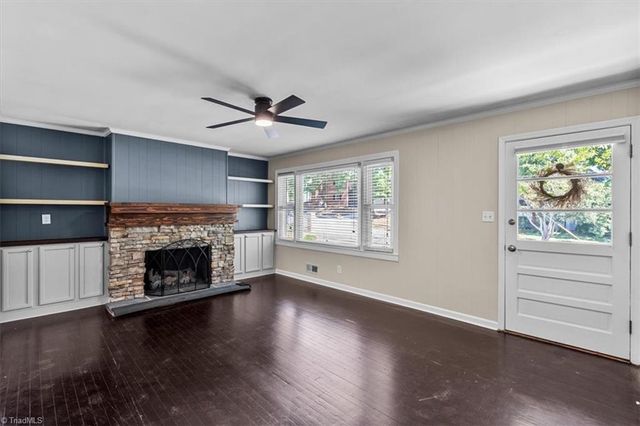 110 Mayflower Drive, Greensboro, NC 27403