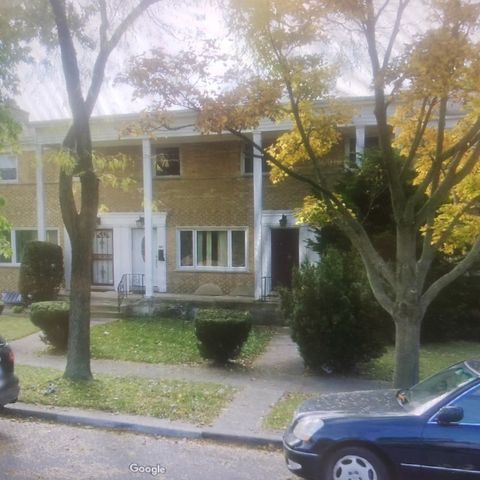 3515 Pratt Avenue P-3515, Lincolnwood, IL 60712