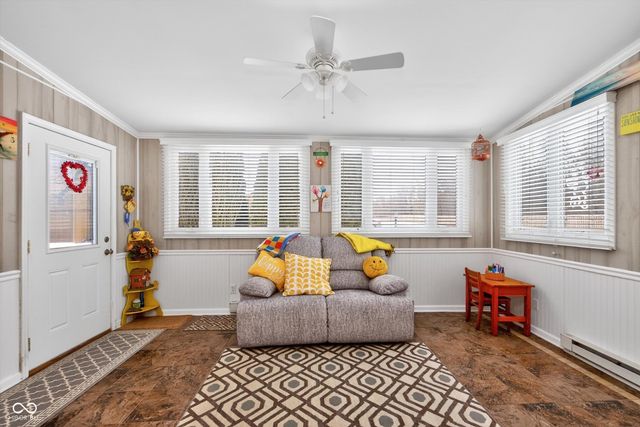 1918 E Summer Place E, Anderson, IN 46012