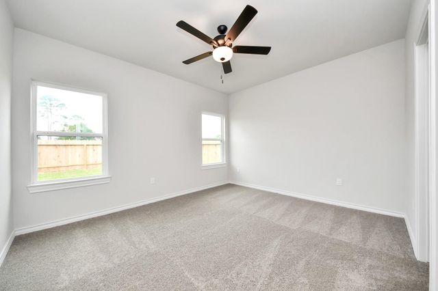 18745 Loom Drive, Conroe, TX 77306