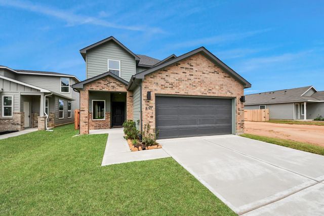 18745 Loom Drive, Conroe, TX 77306