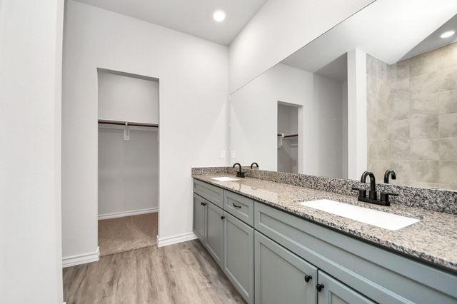18745 Loom Drive, Conroe, TX 77306