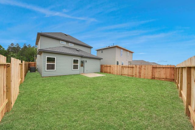 18745 Loom Drive, Conroe, TX 77306
