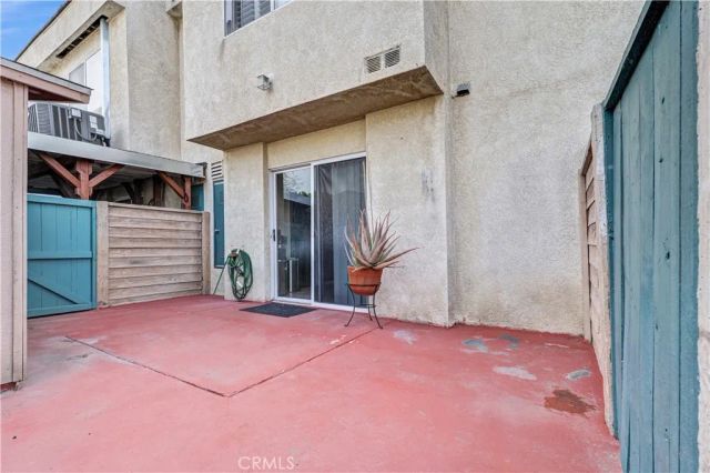 16825 Passage, Paramount, CA 90723