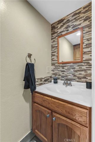 16825 Passage, Paramount, CA 90723