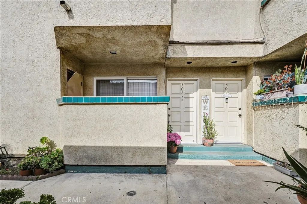 16825 Passage, Paramount, CA 90723