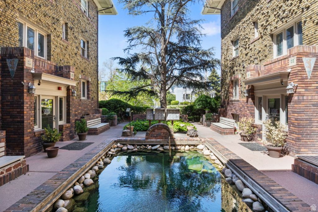 Image 14 of property listing at 86 B ST #10, Salt Lake City, UT 84103