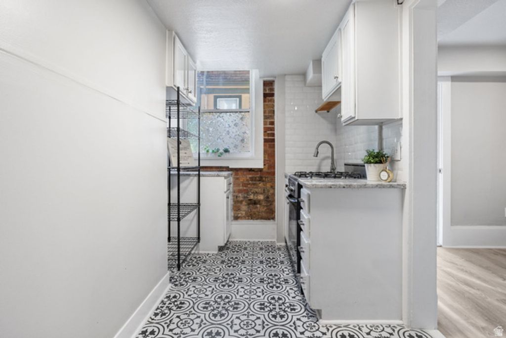 Image 3 of property listing at 86 B ST #10, Salt Lake City, UT 84103