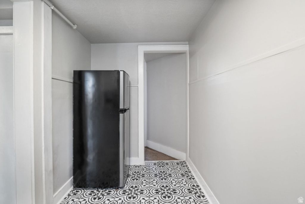Image 5 of property listing at 86 B ST #10, Salt Lake City, UT 84103