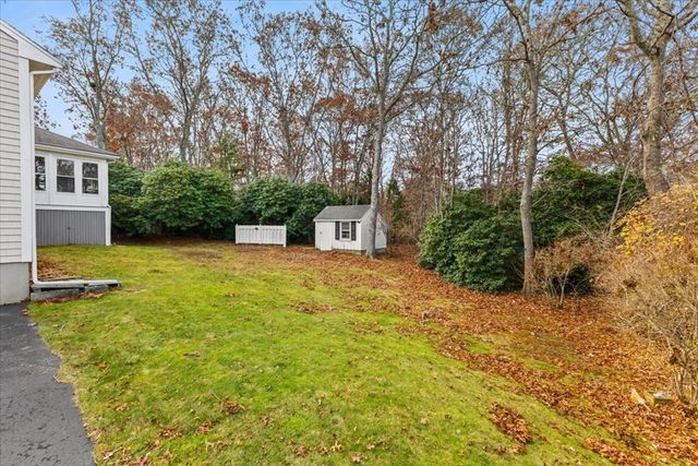 7 Portside Dr, Bourne, MA 02559